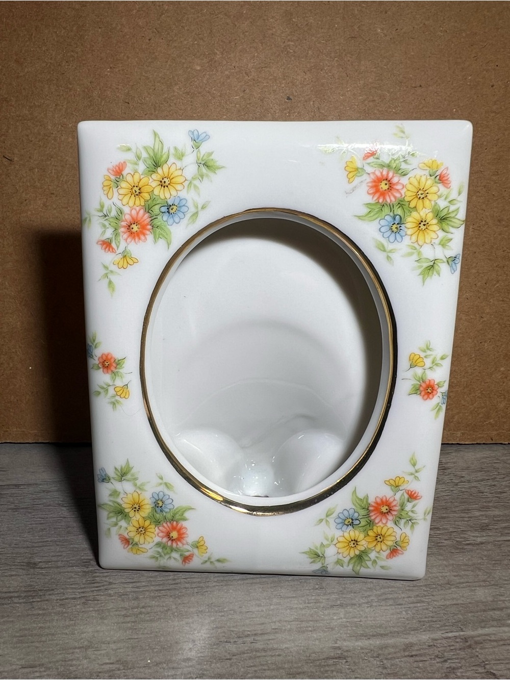 Vintage 70s/80s Ceramic Floral Photo Frame with Gold Trim